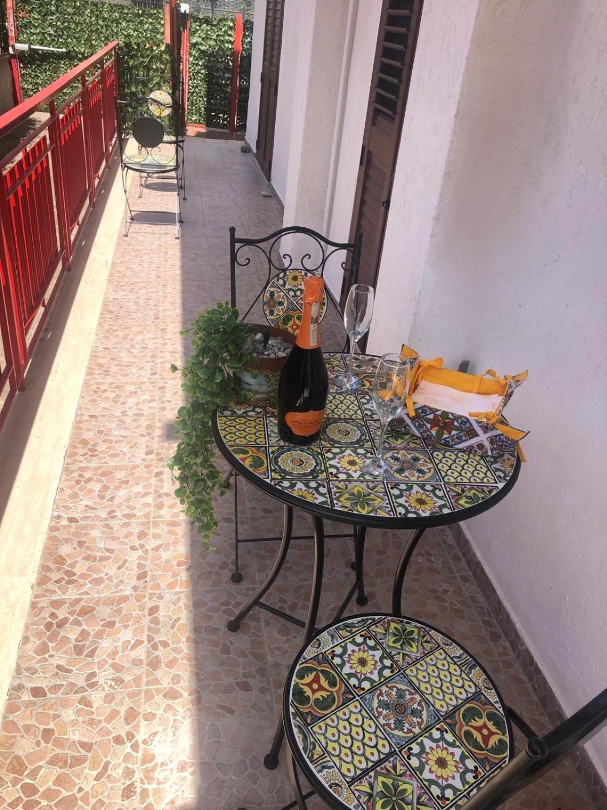 Mondello House Lemon Apartment Palermo Ngoại thất bức ảnh